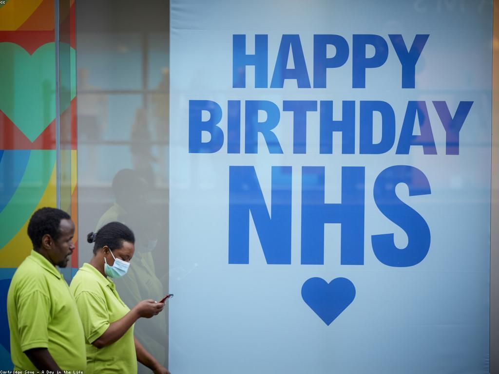 ផលប៉ះពាល់នៃព័ត៌មានពេញនិយមលើសង្គម